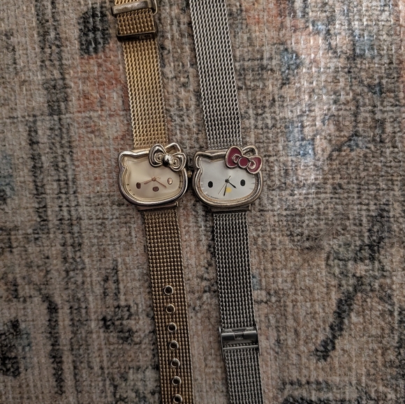 2 hello kitty watches - Picture 2 of 2